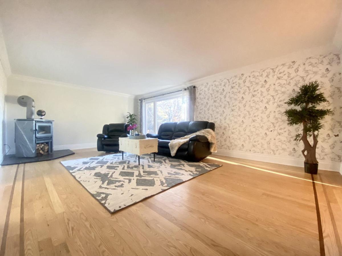 5000+ Sqft Cottage Near Toronto Bolton Zewnętrze zdjęcie